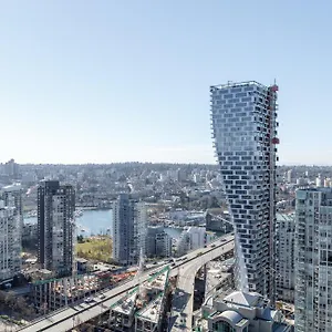 Apartment Habitas, Vancouver